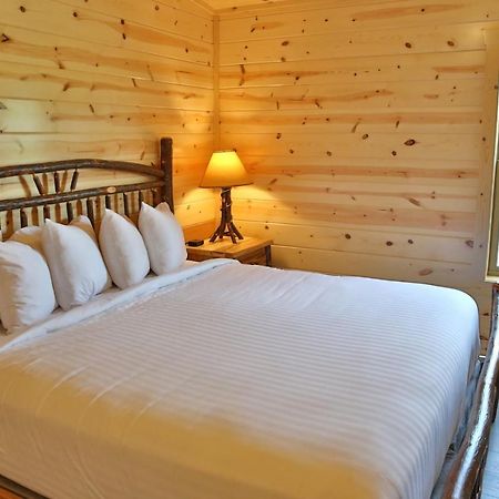 Waterview Lodge By Amish Country Lodging Millersburg Extérieur photo